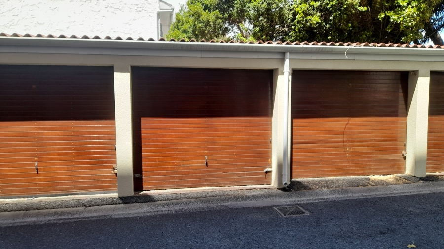 2 Bedroom Property for Sale in Kenilworth Western Cape